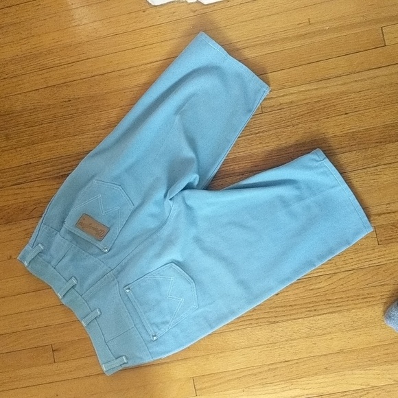 Vintage Wrangler Bermuda Shorts - Picture 5 of 7